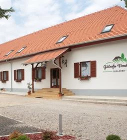 Gálosfa Vendégház