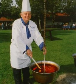 Új Tanyacsárda Étterem