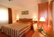 Geréby Kúria Hotel és Lovasudvar Lajosmizse