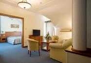 Geréby Kúria Hotel és Lovasudvar Lajosmizse