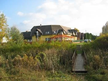 Vitorlás Vendégház étterme Abádszalók