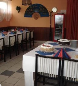 Hajnal Panzió & Étterem