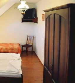 Halascsárda Panzió