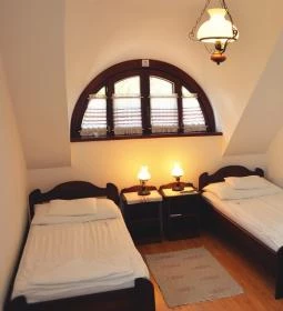 Halascsárda Panzió