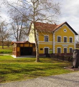 Almamelléki Állami Erdei Vasút