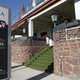 Hotel Laroba Alsóörs - Vendéglátás