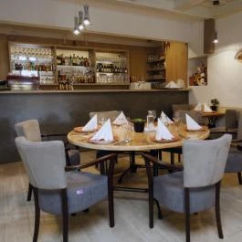 Hotel Laroba Alsóörs - Vendéglátás