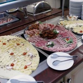 Hotel Laroba Alsóörs - Vendéglátás