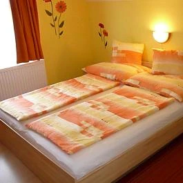 Villa-Erika Apartman Alsópáhok - Szobák