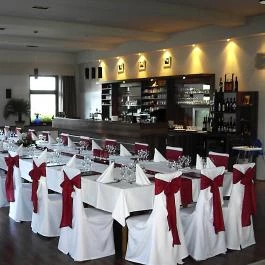 Apát Hotel Apátistvánfalva - Vendéglátás