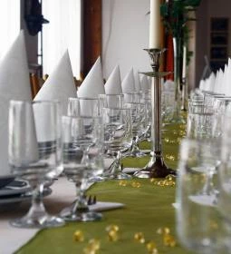 Sárga Csikó Étterem és Panzió