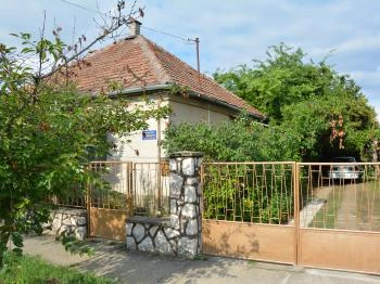 Mathiász Vendégház Baja