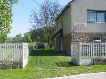 Tibor Vendégház Bakonycsernye