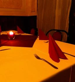 Club Panzió - Gösser Söröző & Étterem