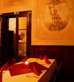 Club Panzió - Gösser Söröző & Étterem