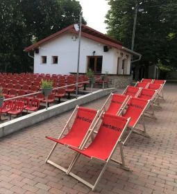 Balatonakali Kertmozi