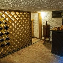 Villa Akarattya Balatonakarattya - Vendéglátás