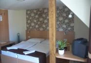 Hotel Viktória Vendéglő Balatonalmádi