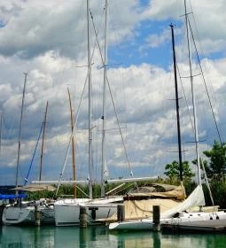 270. legjobb látnivaló: Vitorlás kikötő