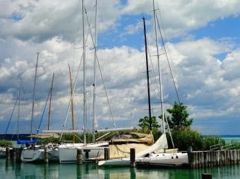 Vitorlás kikötő Balatonalmádi