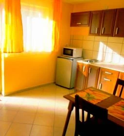 Almádi Apartman