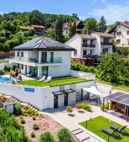 Lake Spirit Boutique Apartments