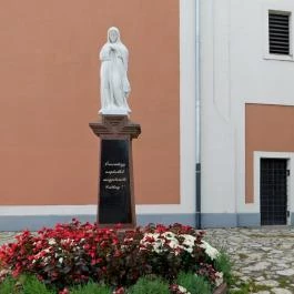Mária szobor Balatonalmádi - Egyéb
