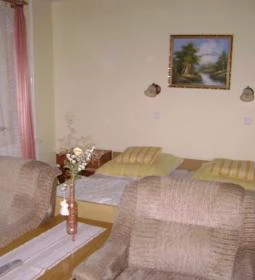 Anna Apartman