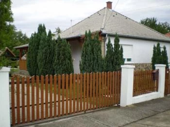 Bajcsy utcai Nyaraló Balatonberény