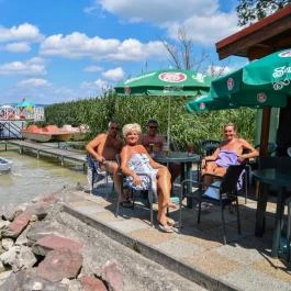 Balatontourist Berény Naturista Kemping Balatonberény - Vendéglátás