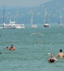 Dr. Bánfi 2 Strandközeli 4 Fős Apartman 