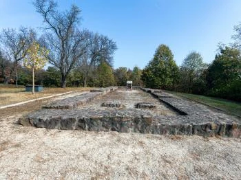 Balatonboglári Árpád-kori romtemplom Balatonboglár