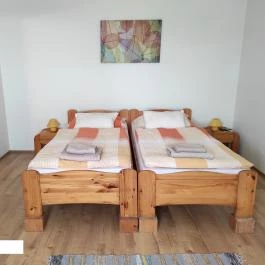 Montana Vendégház Balatonederics - Szobák