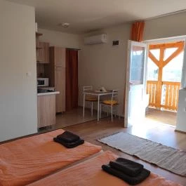 Montana Vendégház Balatonederics - Szobák