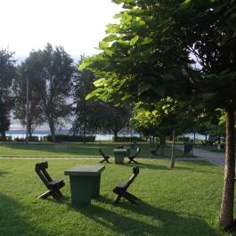 Hotel Három Hattyú Balatonföldvár - Medence/kert