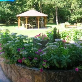 Jogar Hotel & Továbbképző Központ Balatonföldvár - Medence/kert