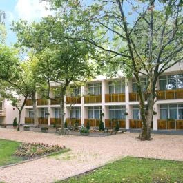 Hotel Kiss Family Balatonföldvár - Külső kép