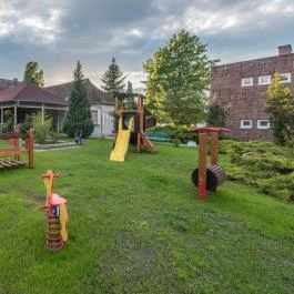 Magaspart Panzió Balatonföldvár - Medence/kert