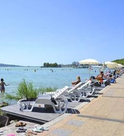 19. legjobb látnivaló: Kisfaludy strand