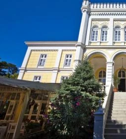 Astoria Hotel és Étterem