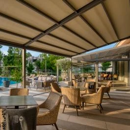 Aura Hotel Balatonfüred - Medence/kert