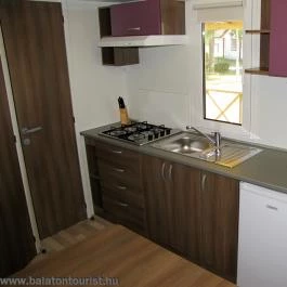 Balatontourist Füred Kemping és Üdülőfalu Balatonfüred - Szobák