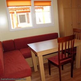 Balatontourist Füred Kemping és Üdülőfalu Balatonfüred - Szobák