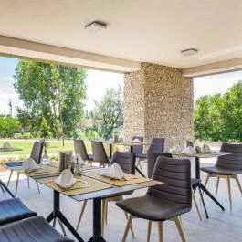 Akadémia Hotel Balatonfüred - Medence/kert