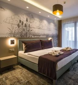 Hotel Golden Lake Resort