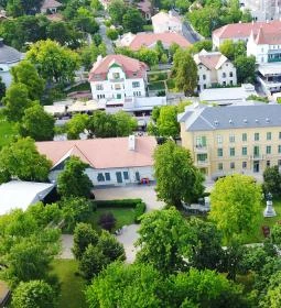 Ipoly Hotel Boutique Rooms & Suites