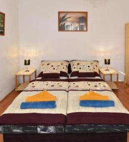 Napfény Apartmanház