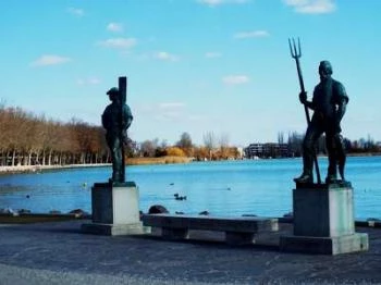Halász és a Révész Védőszobra Balatonfüred