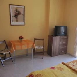 Andrea Apartmanház Balatongyörök - Szobák
