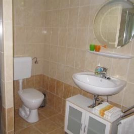 Andrea Apartmanház Balatongyörök - Fürdőszoba